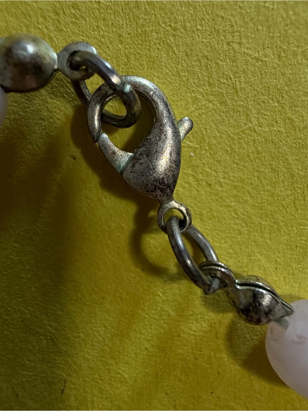 White Beaded Necklace with Silver-Tone Lobster Clasp